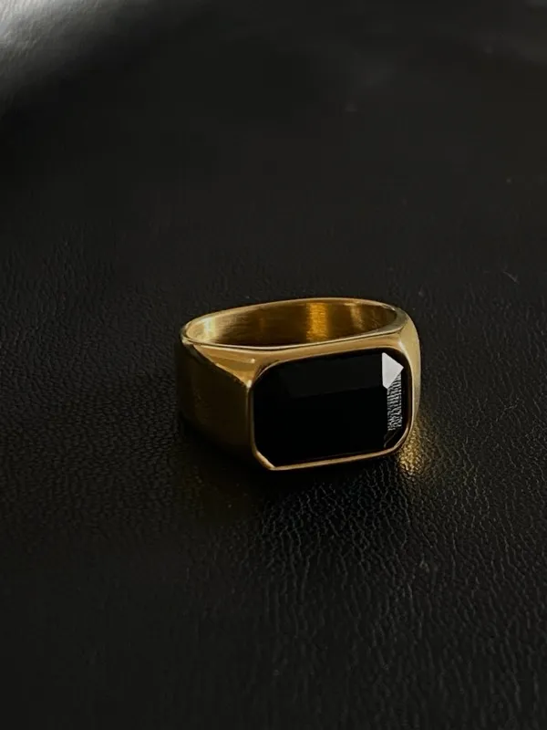 Black stone ring #10 