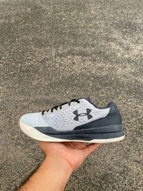 Under armour 🔥 Size 8