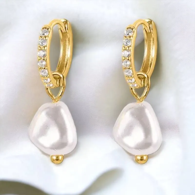 Argollas perlas y circonias (oro)