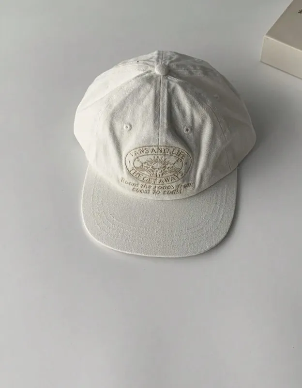 Vans and life white hat 