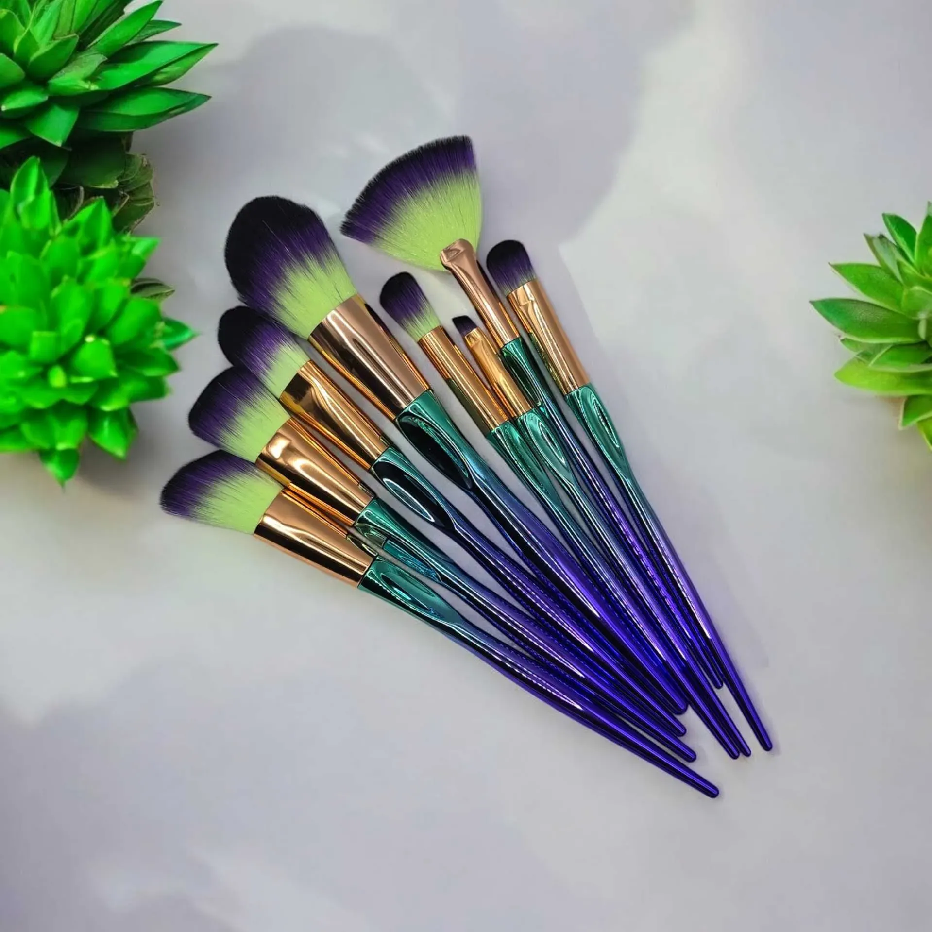 Set de Brochas Básicas en Quetzaltenango - Main Image