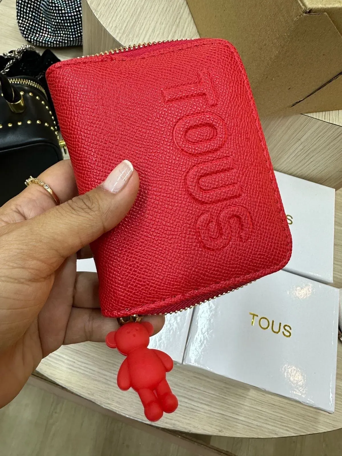 Billetera tous roja ✨ en Barranquilla - Main Image