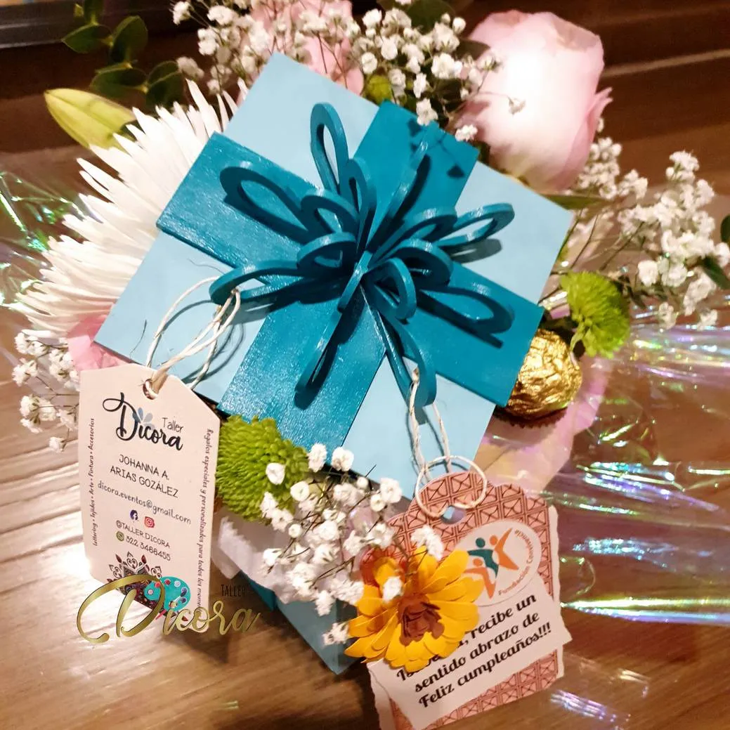 hamper, packet, lotion