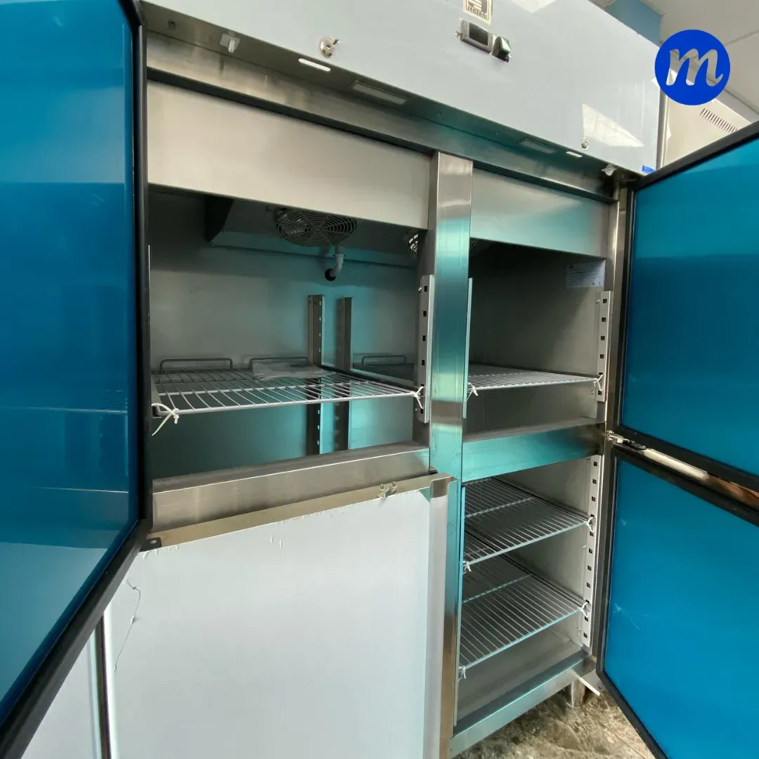 CONGELADOR VERTICAL 4 PUERTAS EN ACERO 1200L 110V SNZFREZ2 SENZANI