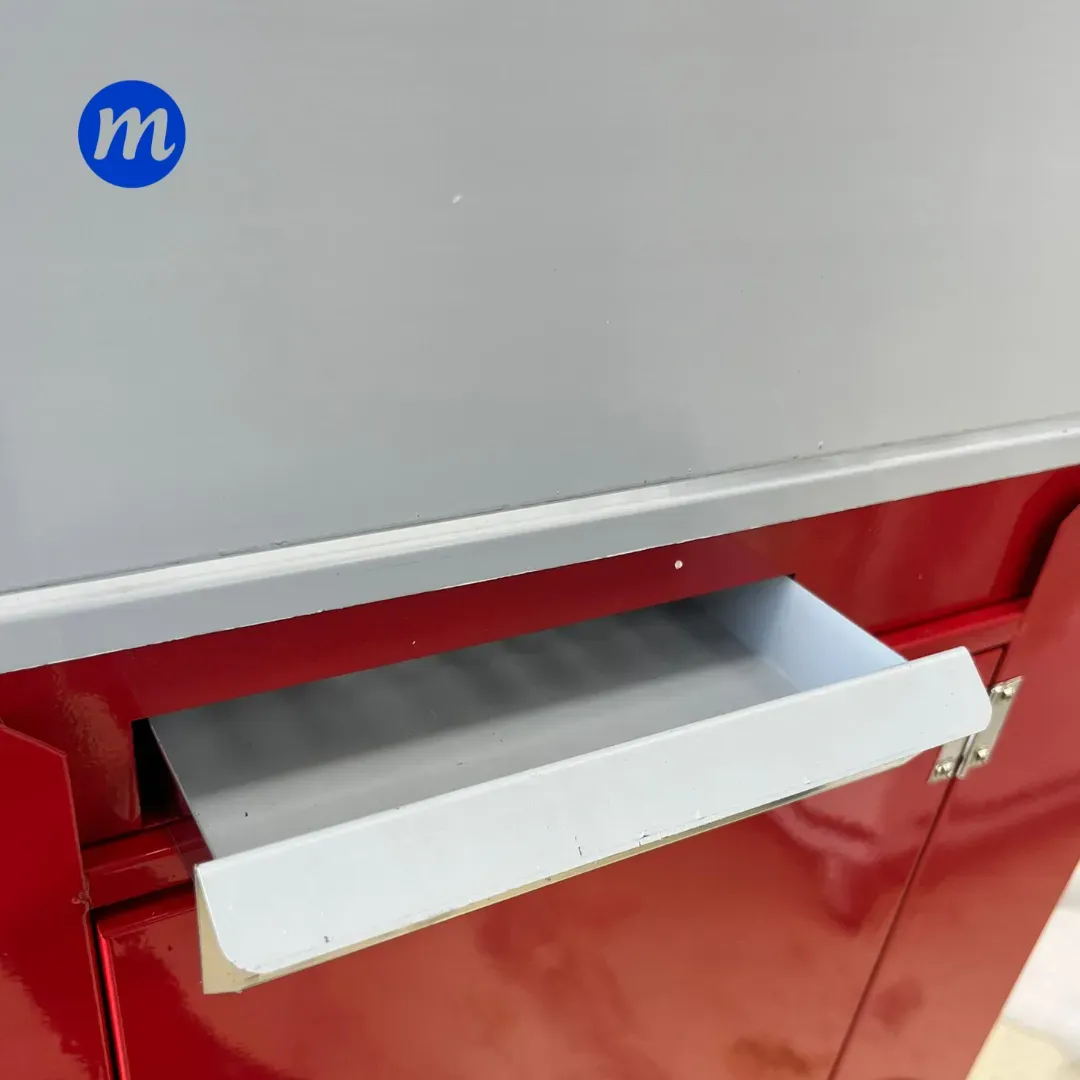 COTUFERA CON CARRITO ROJO