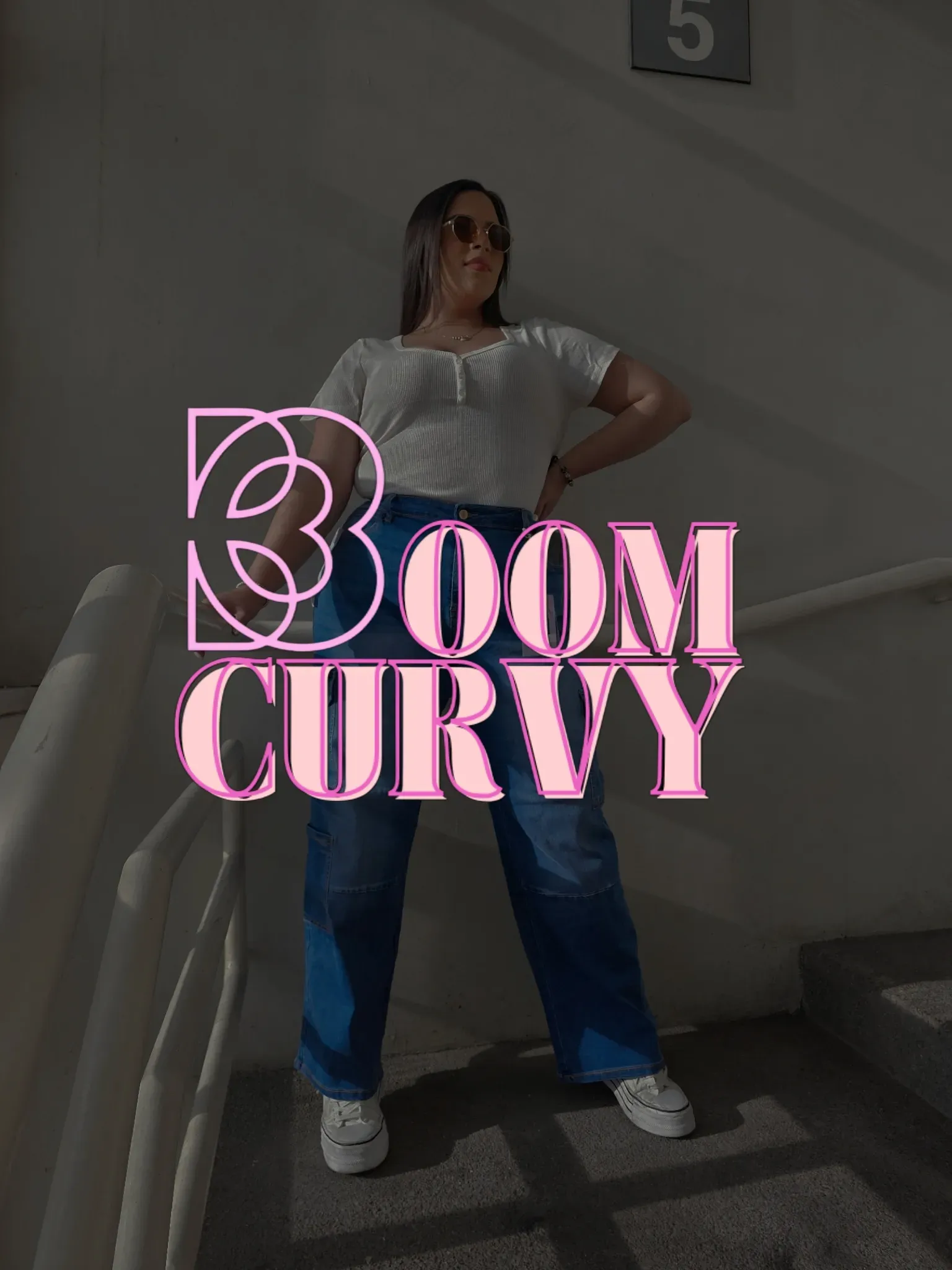 Boom Curvy Love