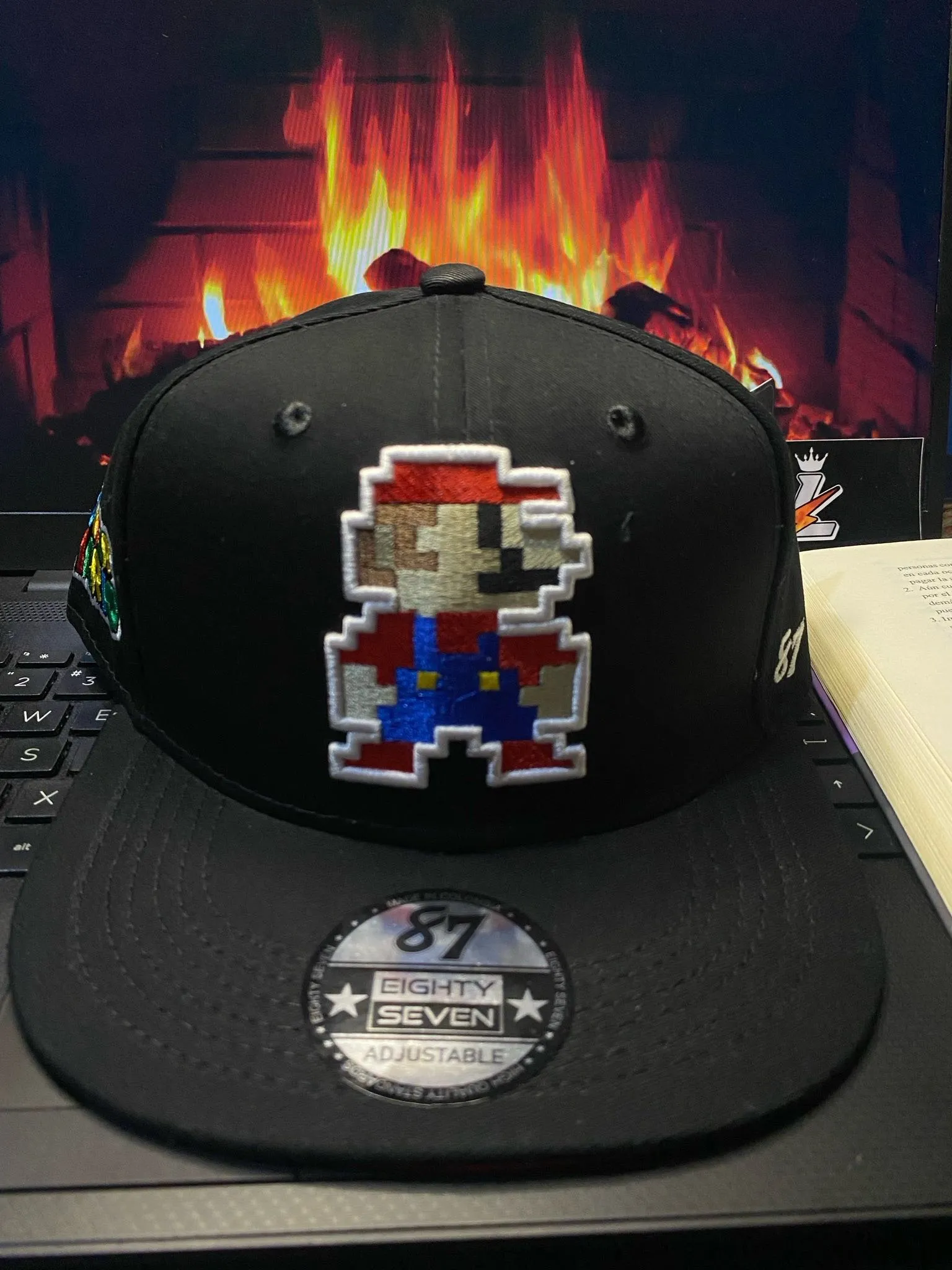 GORRA MARIO NEGRA PLANA