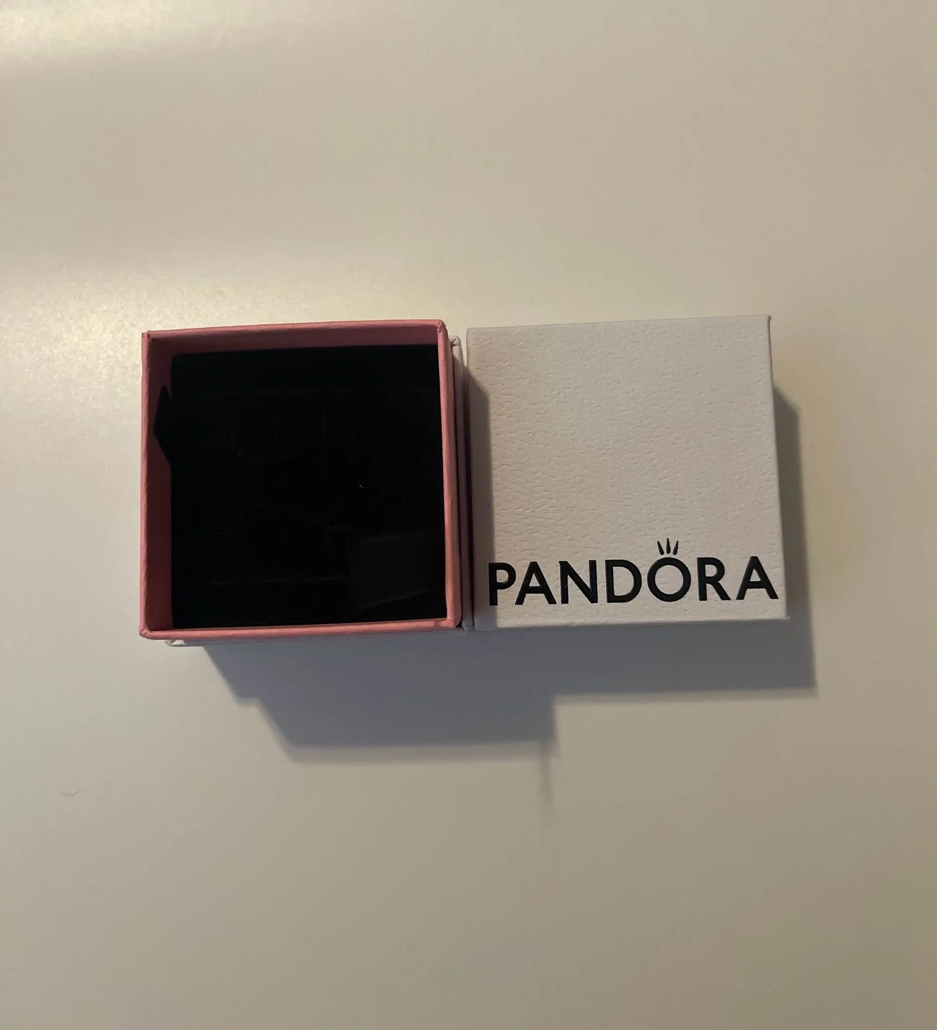 Caja para anillos Pandora 