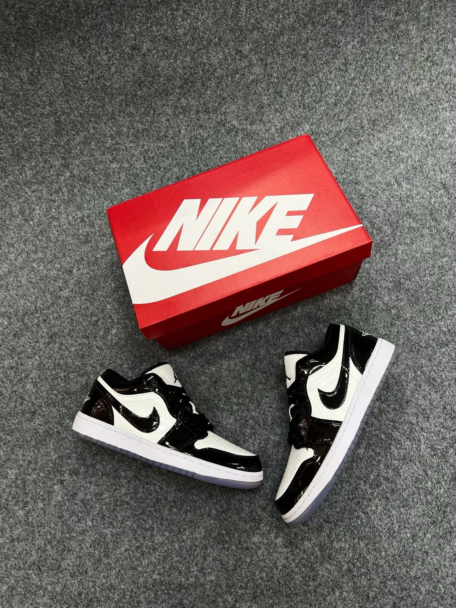 Jordan 1 Low SE CONCORD