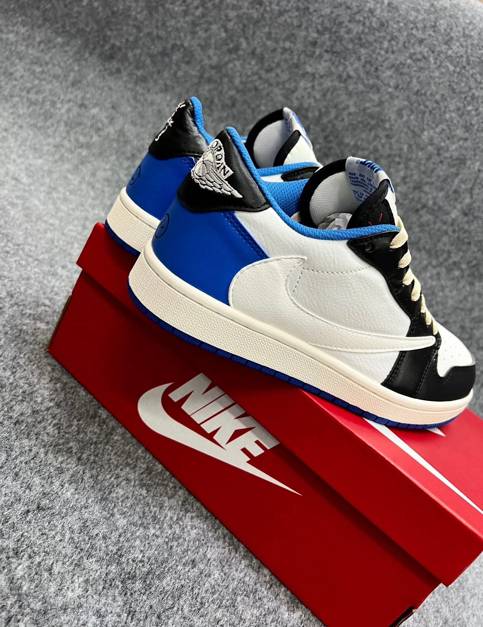 Nike Travis Scott Fragment