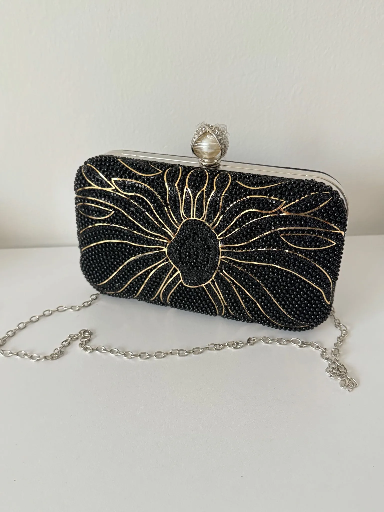 Clutch Leonora Negro