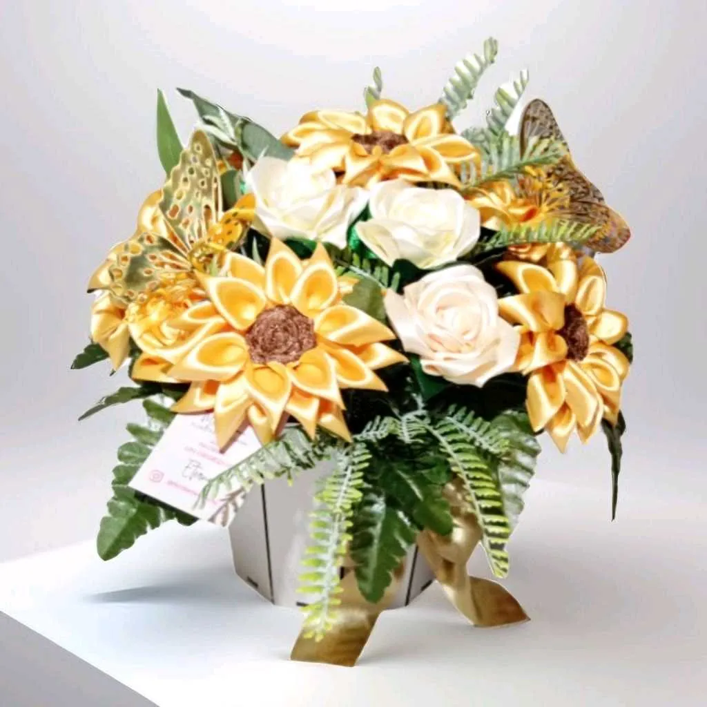 CAJA FLORAL GIRASOLES RADIANTE con chocolates 24k