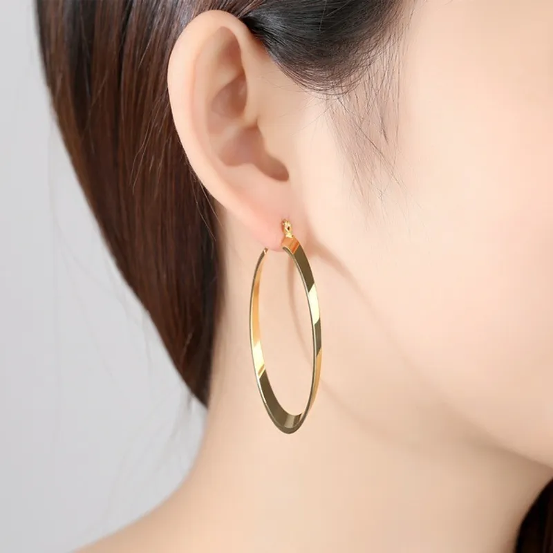 Aretes Colgantes Chapados en Oro 18K