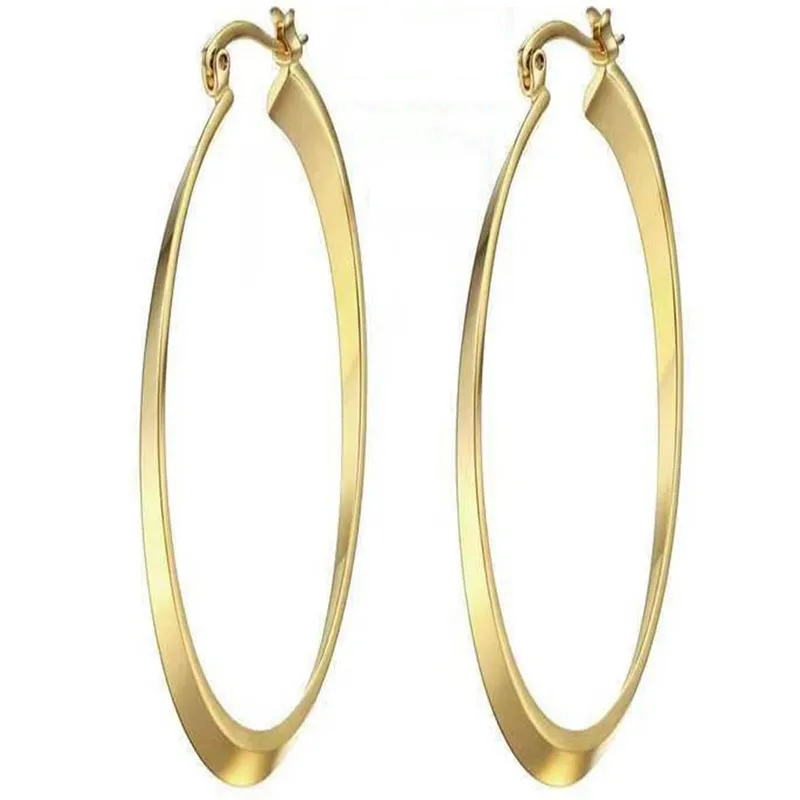 Aretes Colgantes Chapados en Oro 18K