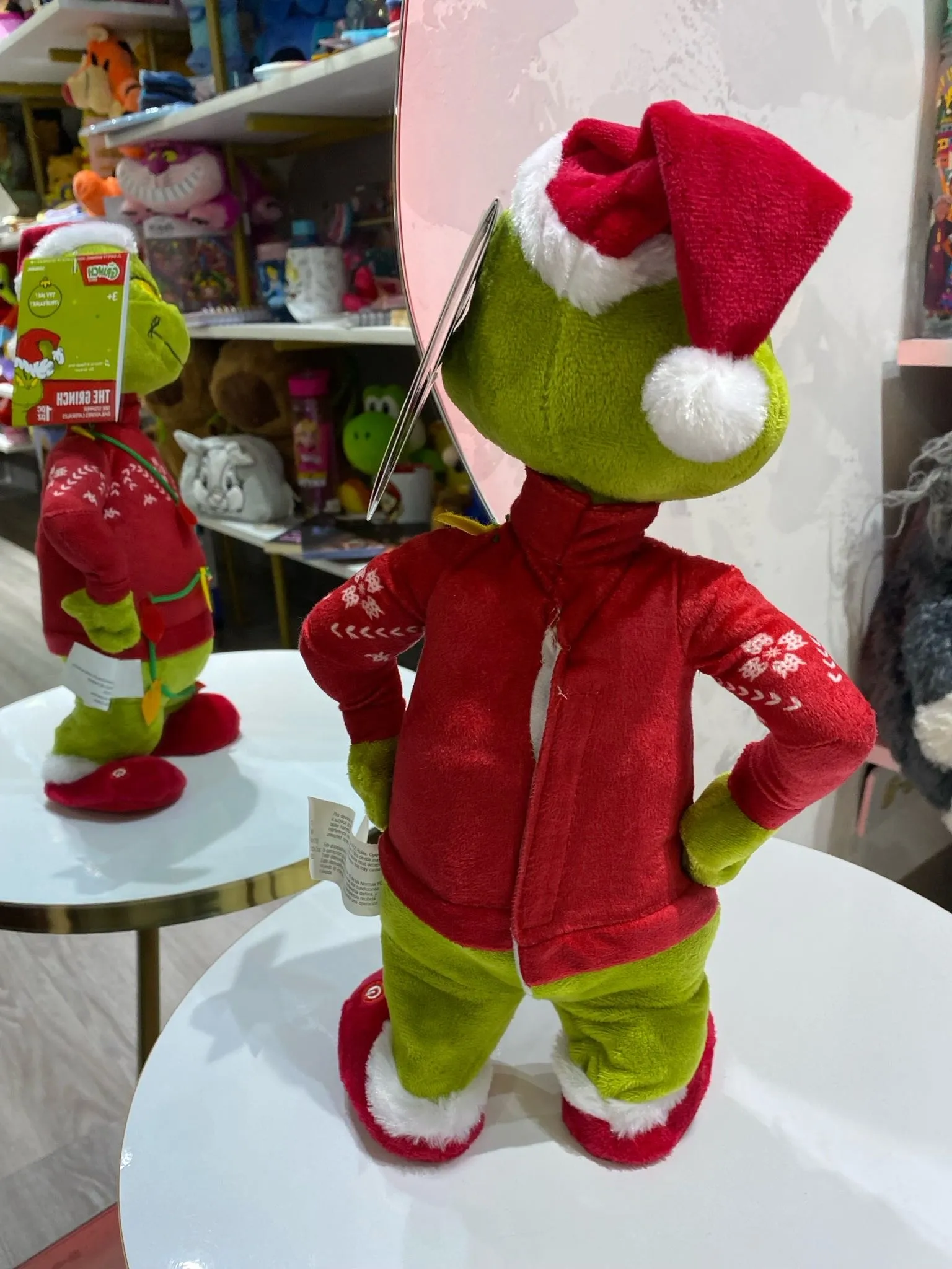 Peluche Grinch Bailarín 