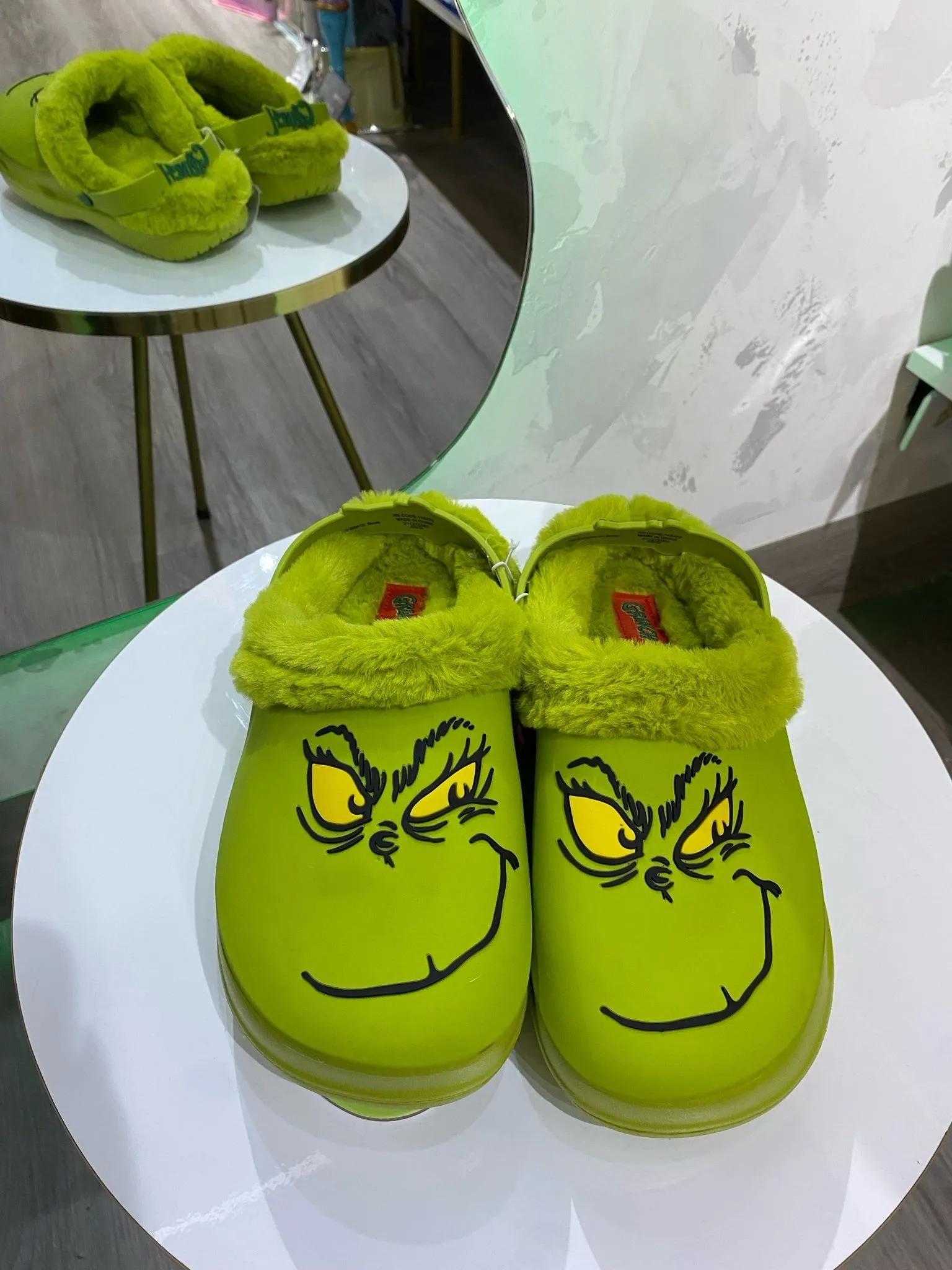 Sandalias Tipo Crocs Grinch 