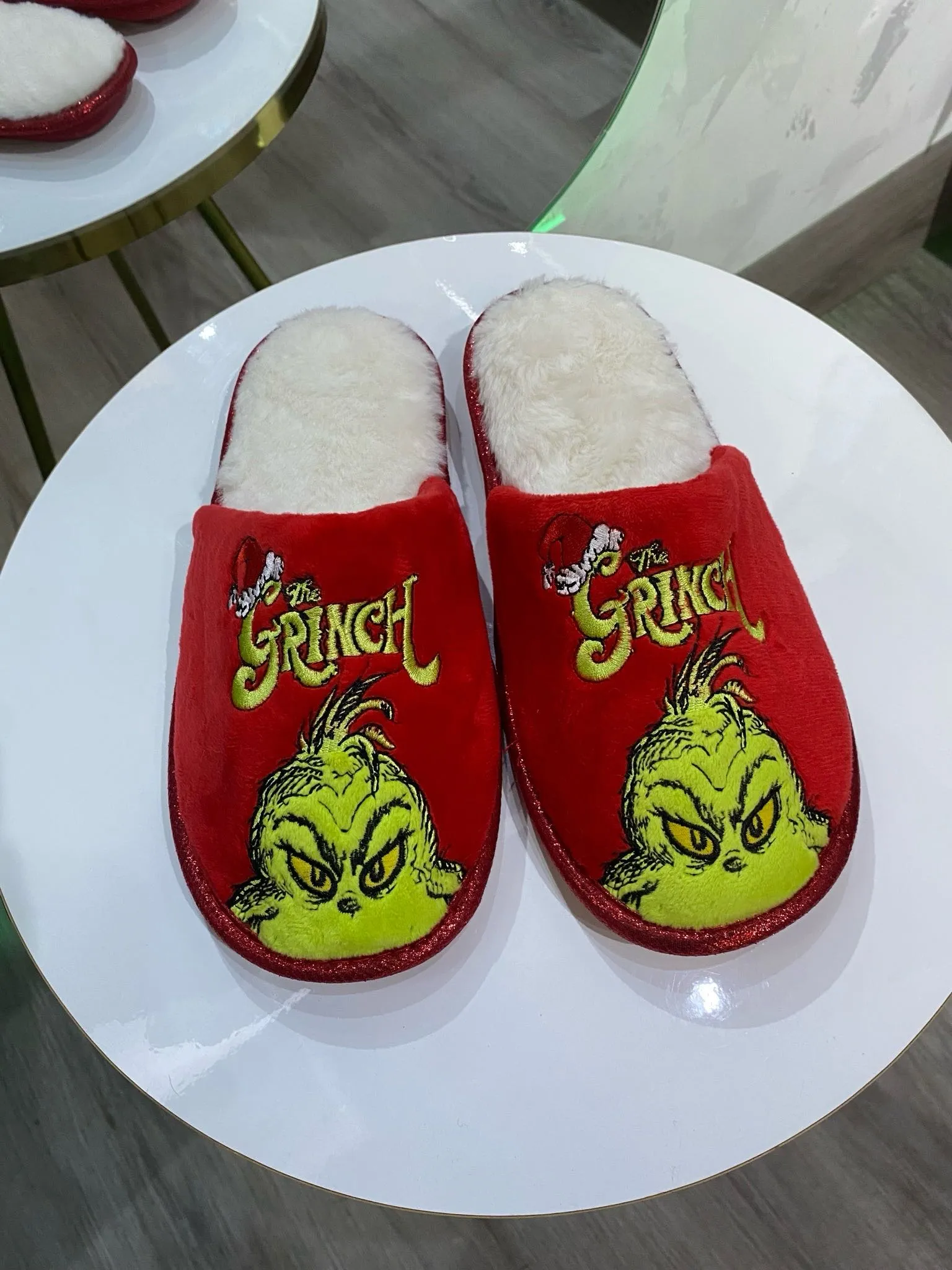 Pantuflas Navideñas Grinch 