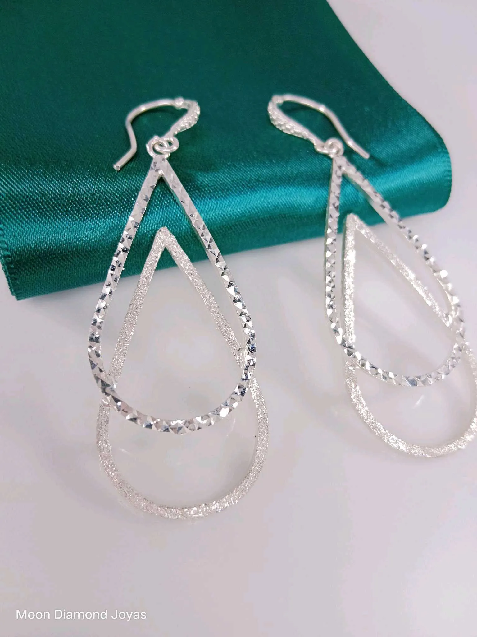 Aretes. Olgante Gota Diamantada 