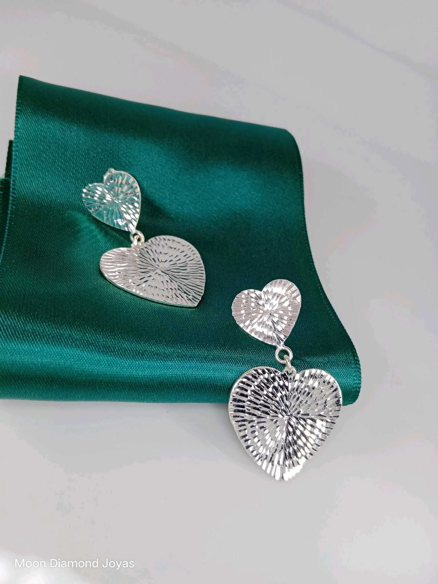 Aretes colgantes Corazón 