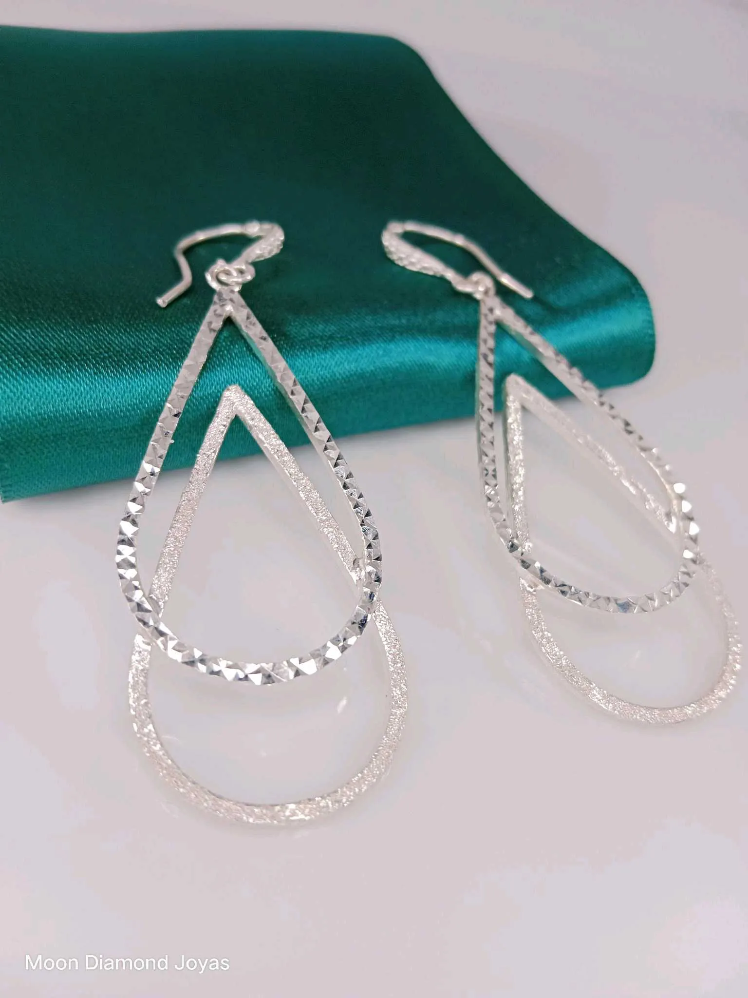 Aretes. Olgante Gota Diamantada 