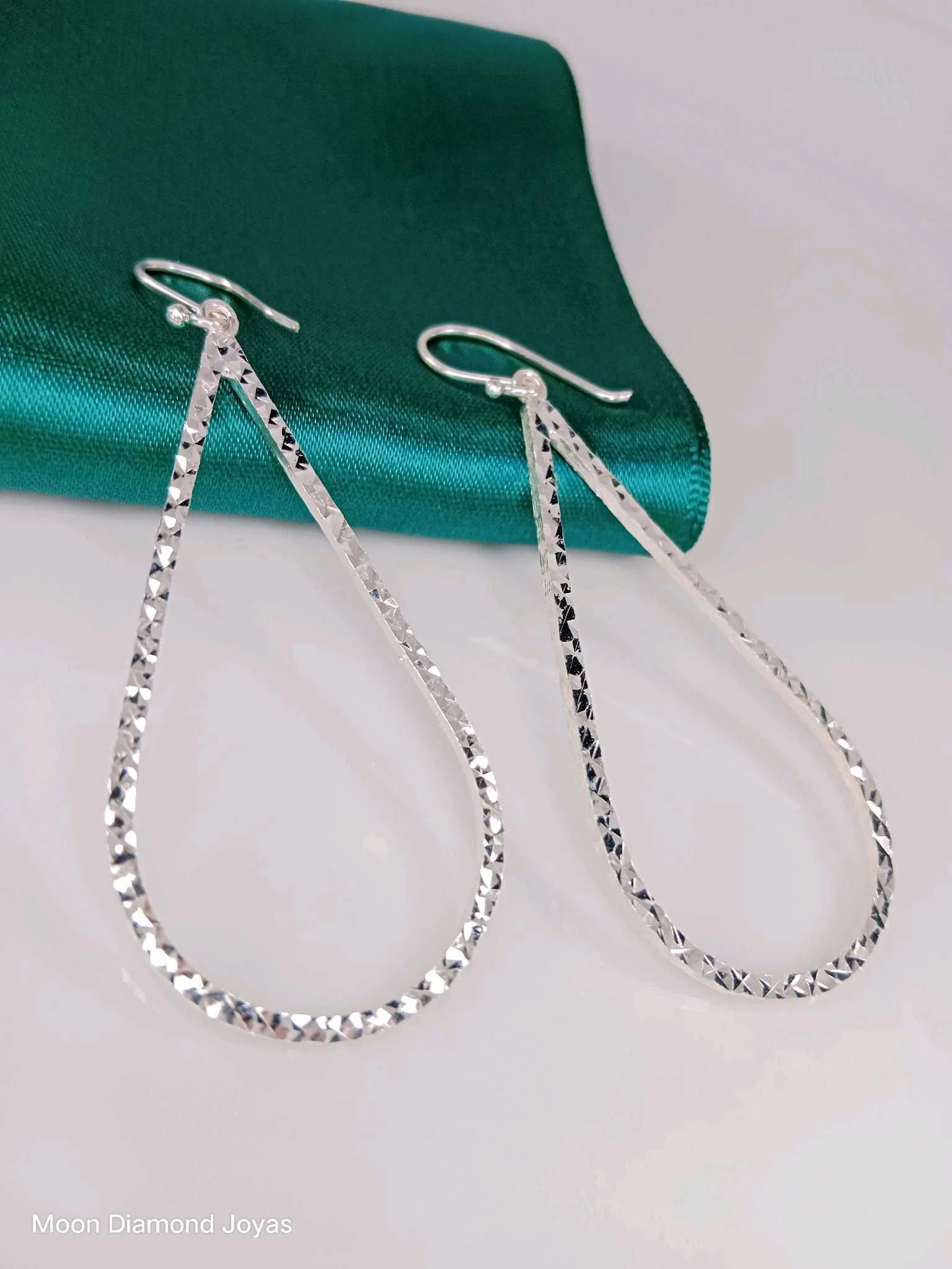 Aretes Gota Diamantada 