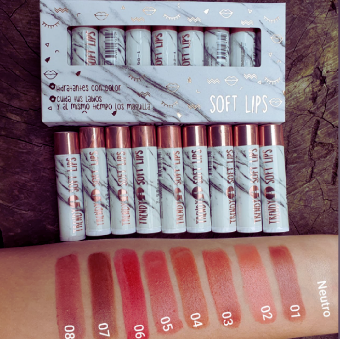 SOFT LIPS