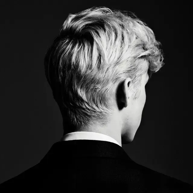 Bloom CD Edición Estándar Troye Sivan