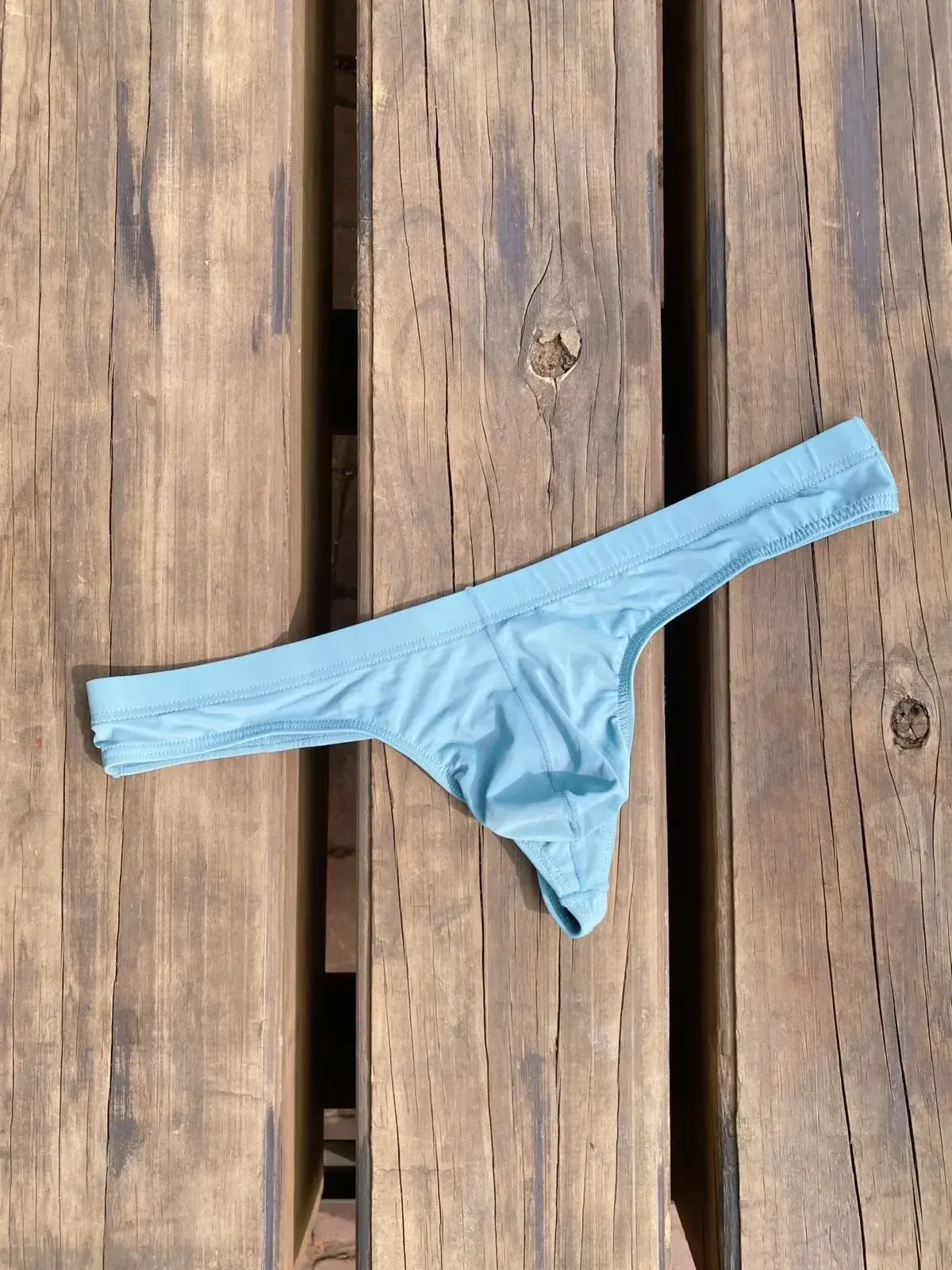 Pack Thong 2 por Q. 215