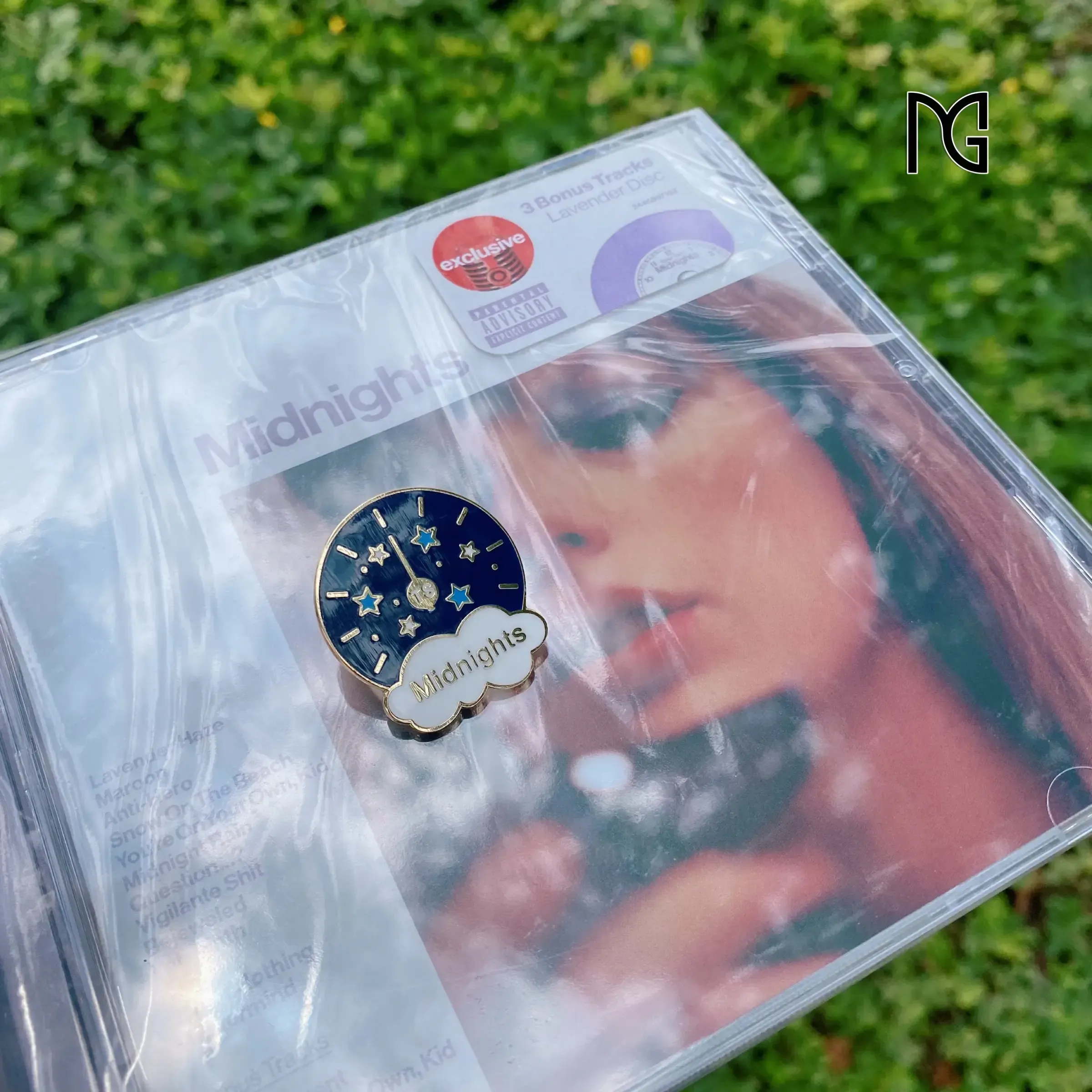 Pack CD Midnights Target más pin 