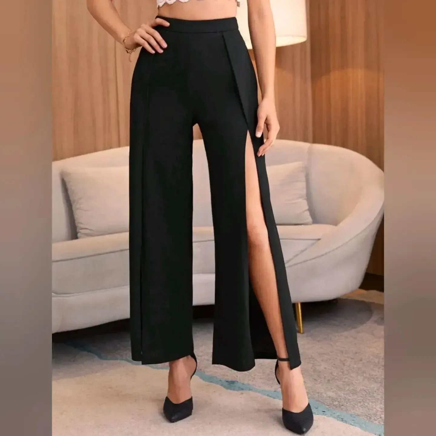 Pantalón Talle Alto con Abertura Traslapada en Pierna