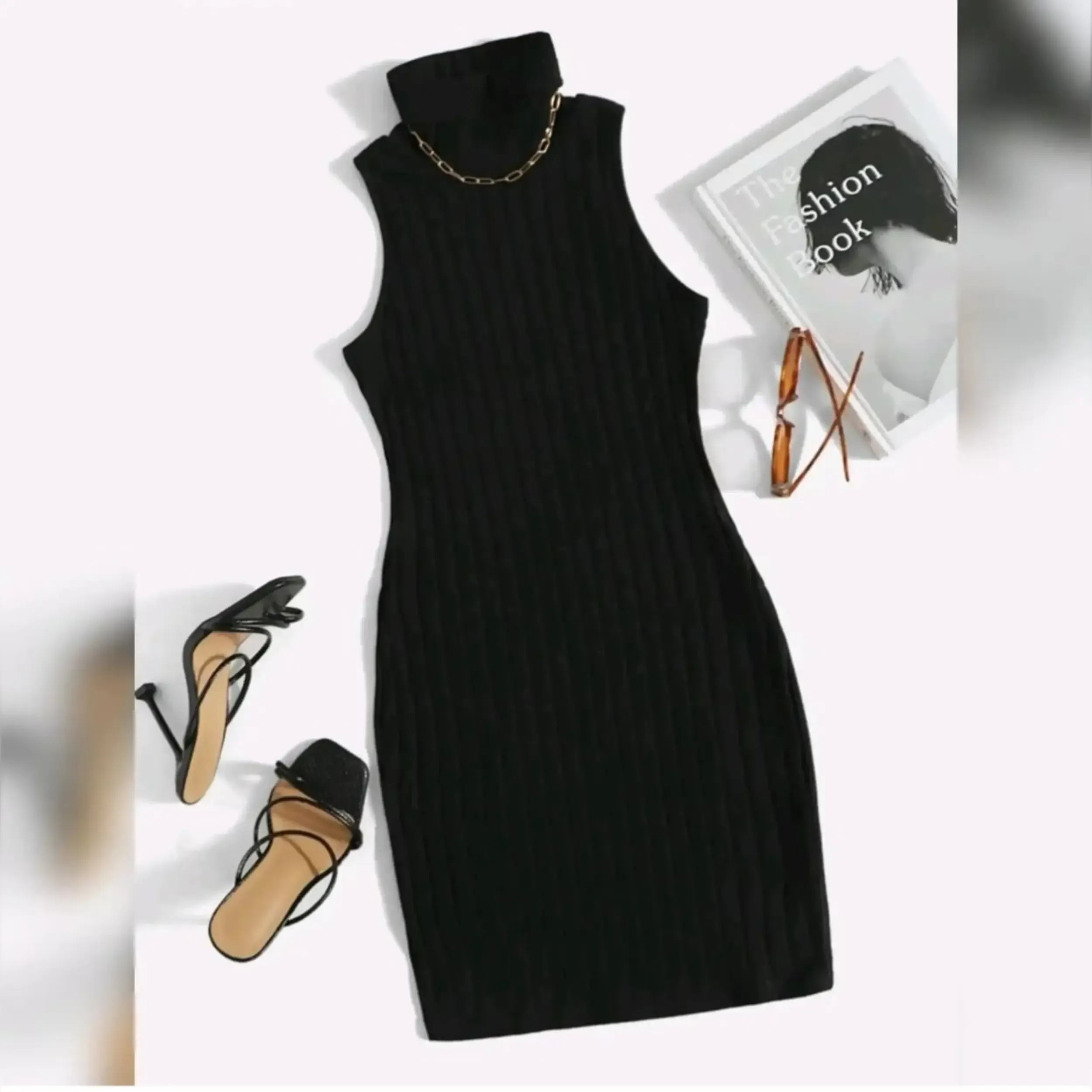 Vestido Strecht de Cuello cisne Tejido de Canalé 