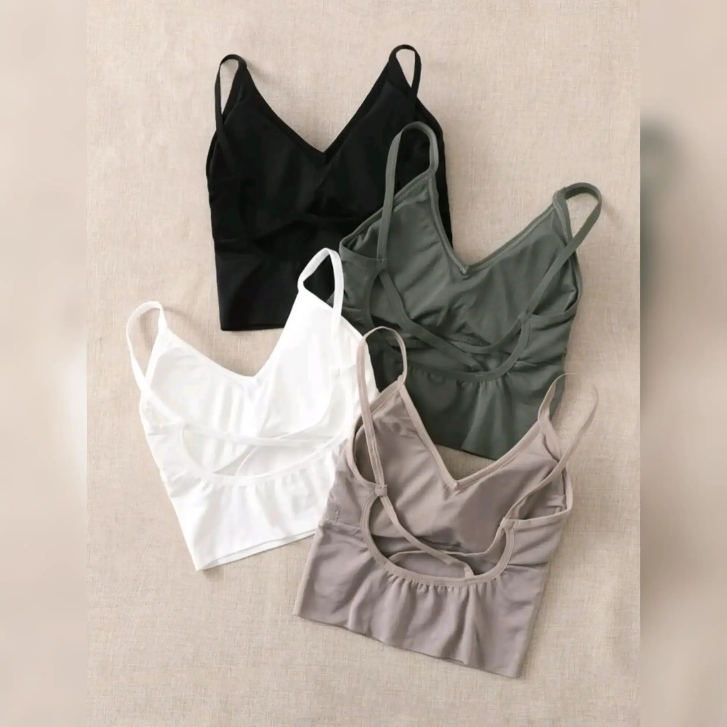 Set de 4 Tops Deportivos Con Soporte Medió  