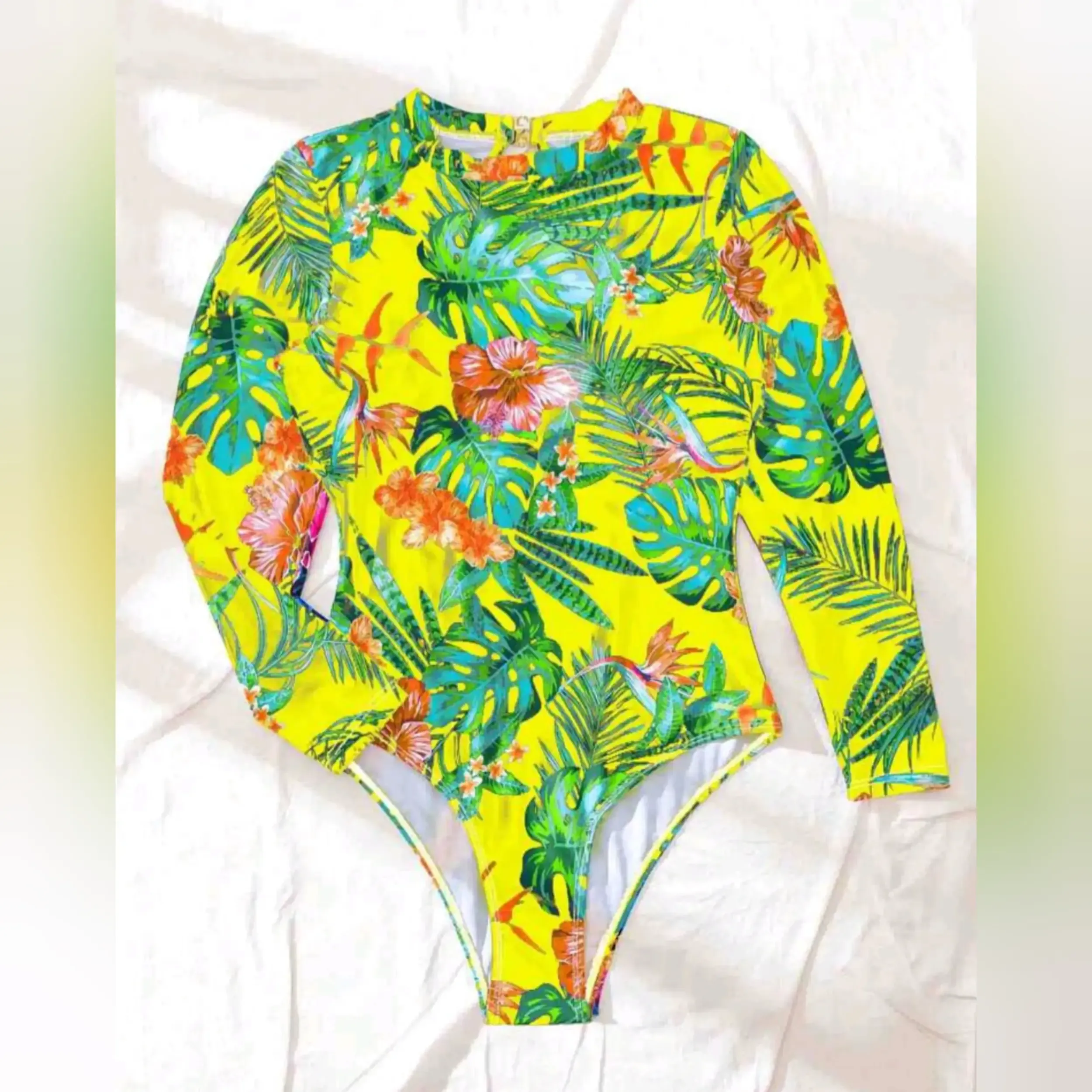 Traje de baño de 1 Pieza Cuello Cisne  con Estampado Tropical