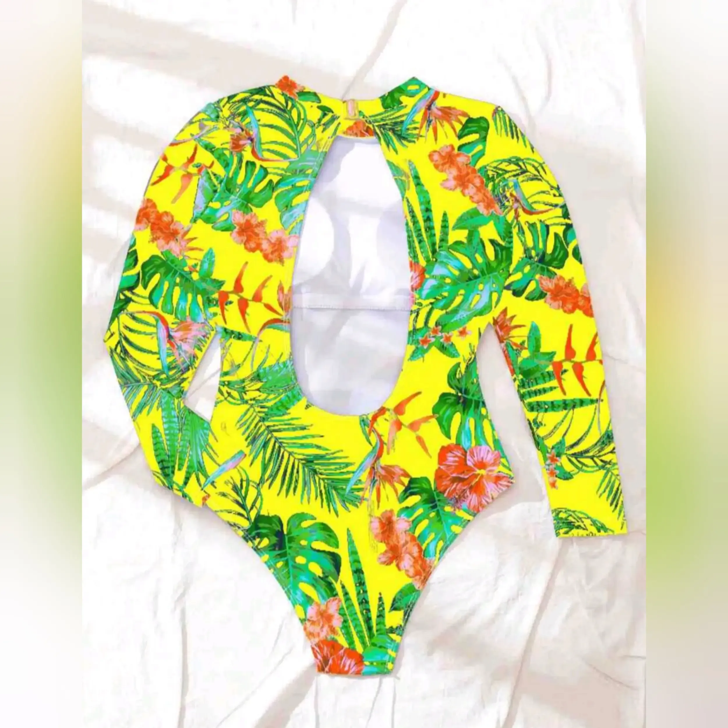 Traje de baño de 1 Pieza Cuello Cisne  con Estampado Tropical