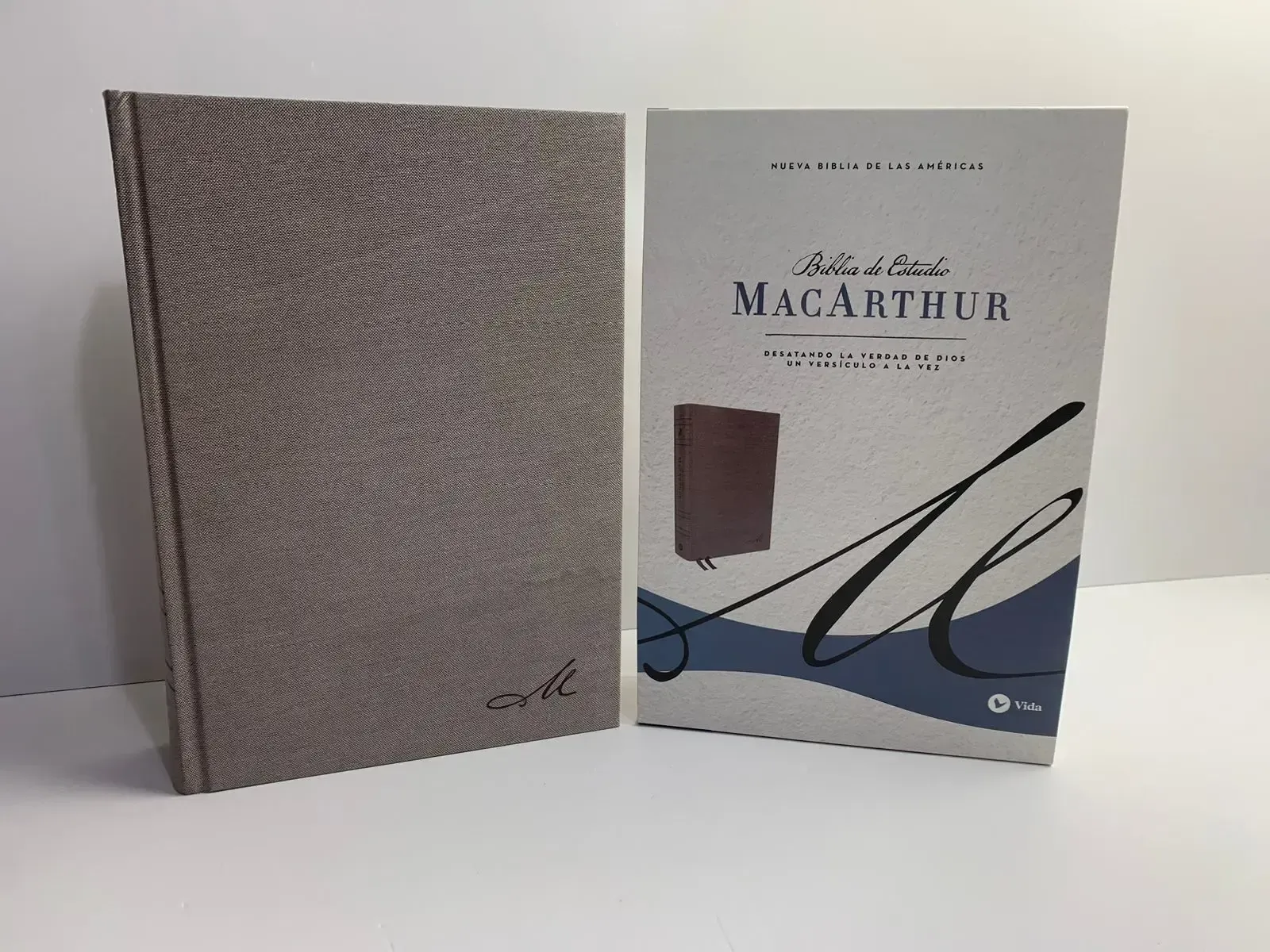 Biblia De Estudio MacArthur, NBLA, Gris (tapadura) - MacArthur, John En ...