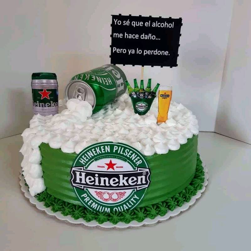 Torta de cerveza Heineken en Lima