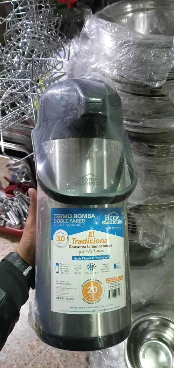 oil_filter, water_bottle, water_jug