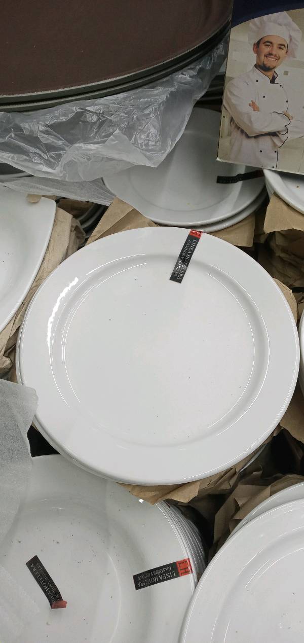 Crock_Pot, wok, plate_rack