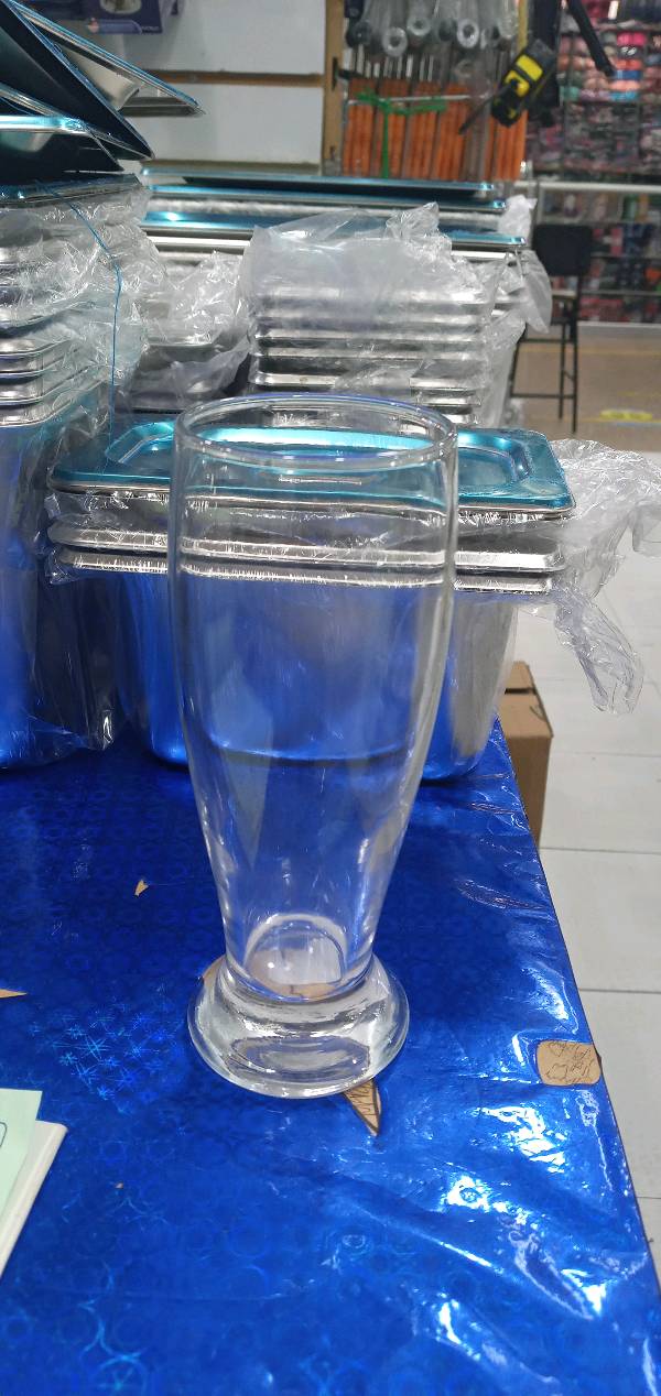 vase, water_jug, goblet