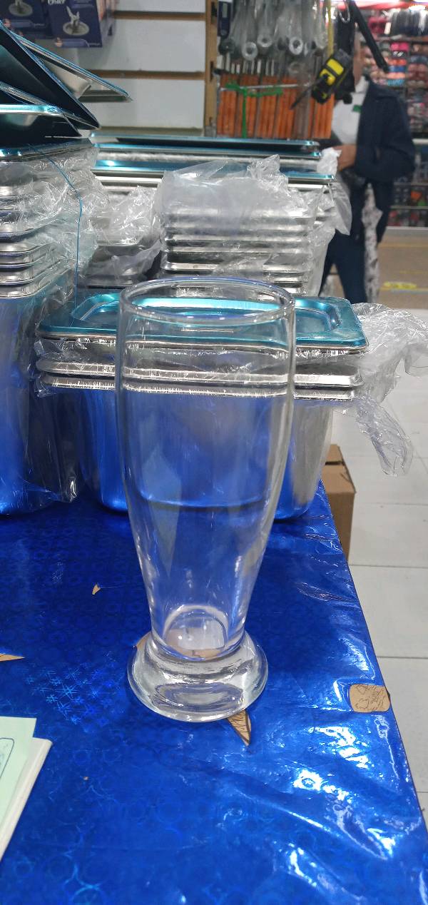 water_jug, vase, goblet