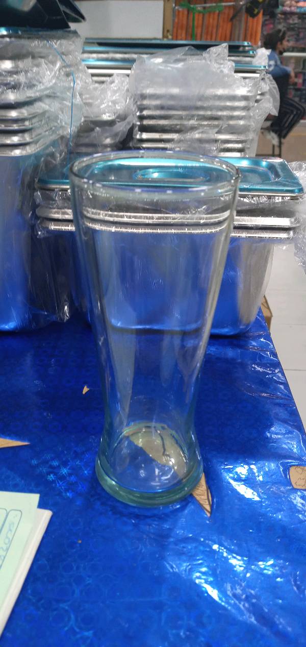 water_jug, vase, pitcher