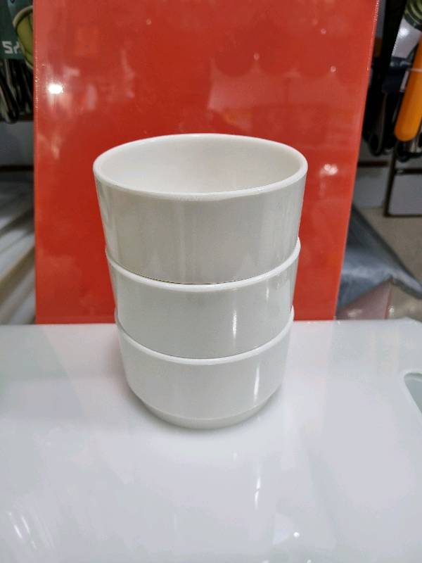 bucket, mixing_bowl, measuring_cup