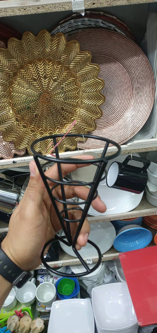 plate, wok, tape_player