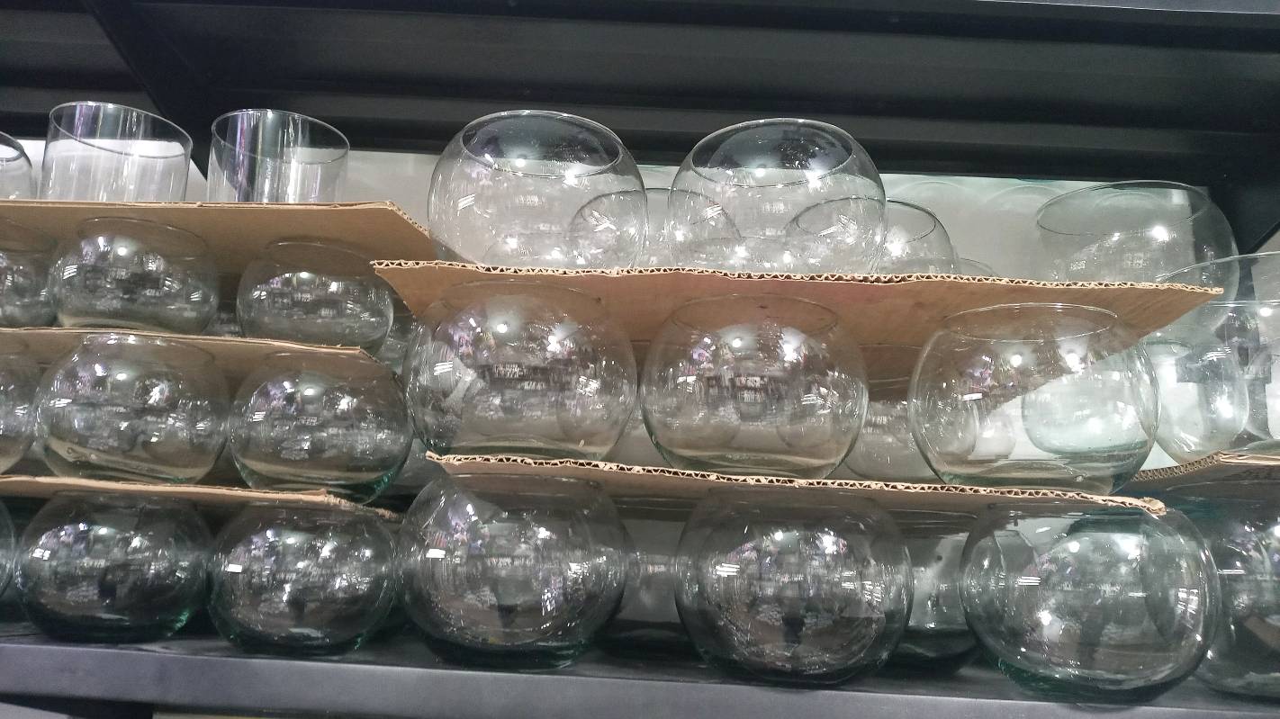 confectionery, goblet, tray