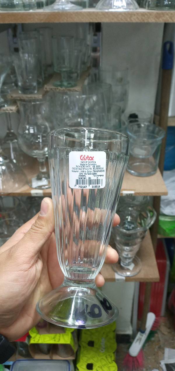 beer_glass, cocktail_shaker, measuring_cup