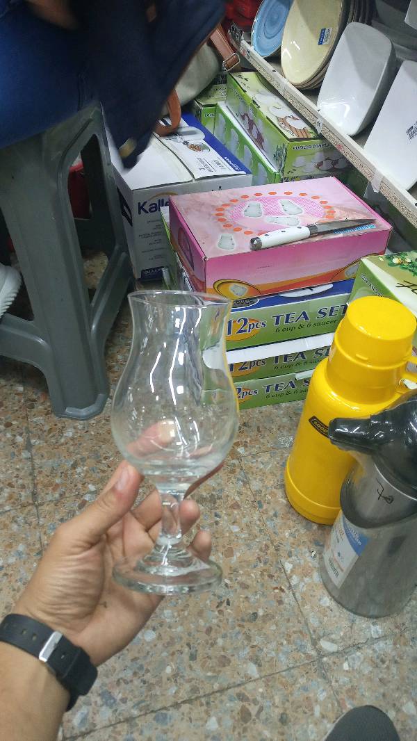 goblet, water_jug, beer_glass