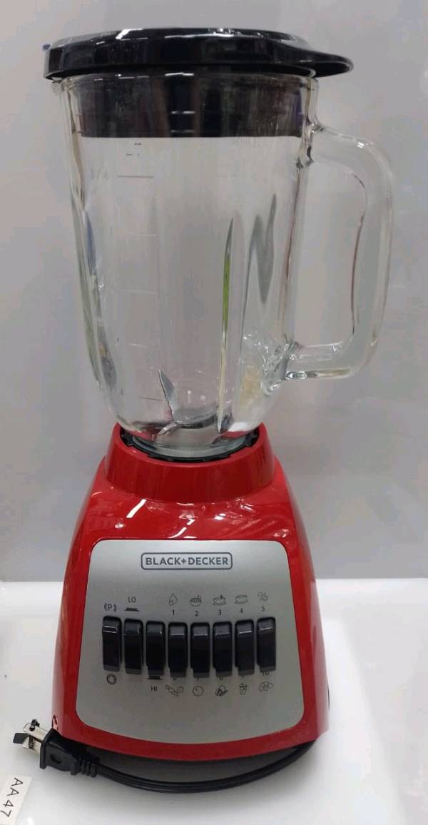 water_jug, coffeepot, pitcher