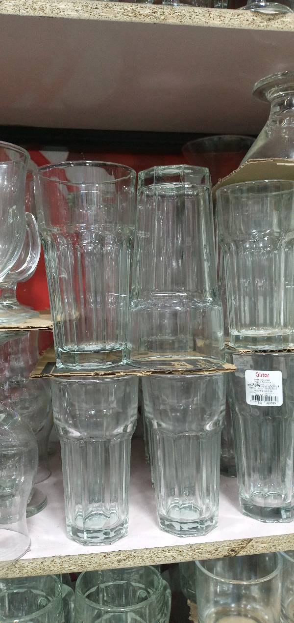 beer_glass, water_jug, cup