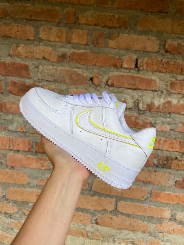 Af1 al rededor verde