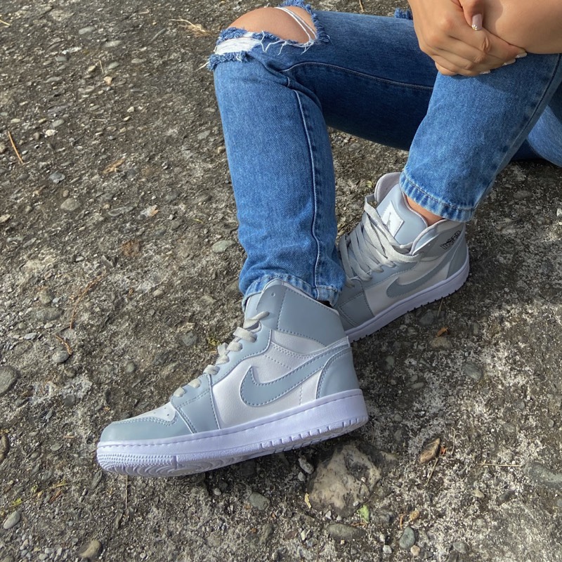 Retro 1 gris